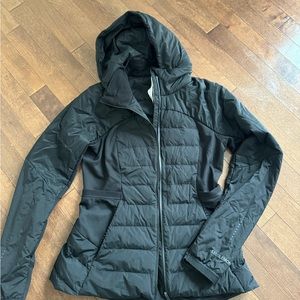 Lululemon black slim jacket size 10